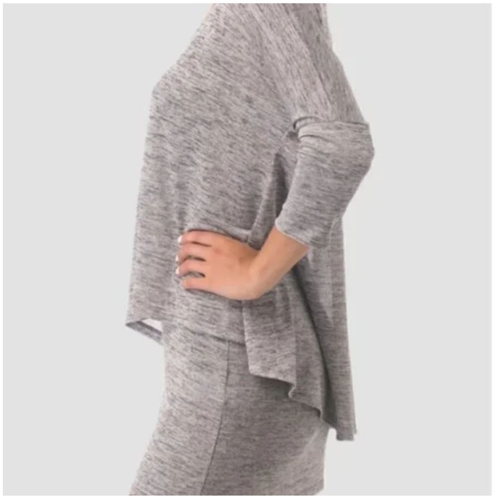 Joseph Ribkoff Layered V-Neck Tunic Top Sz 8 Silver Gray 3/4 Sleeve - Picture 5 of 10